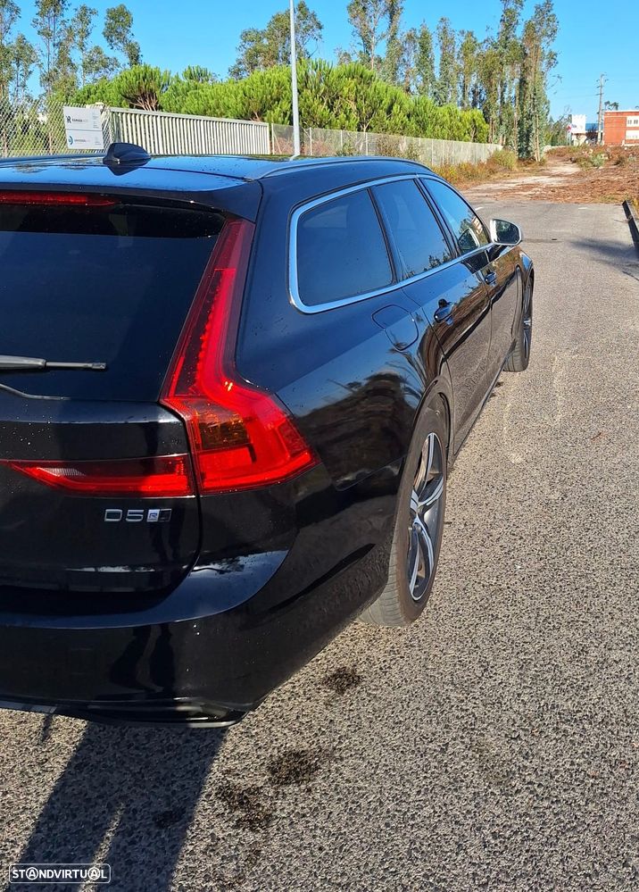 Volvo V90 2.0 D5 R-Design AWD Geartronic - 10