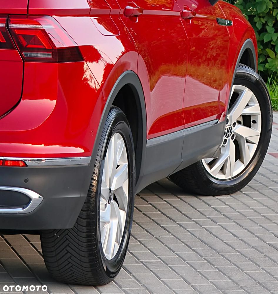 Volkswagen Tiguan - 10