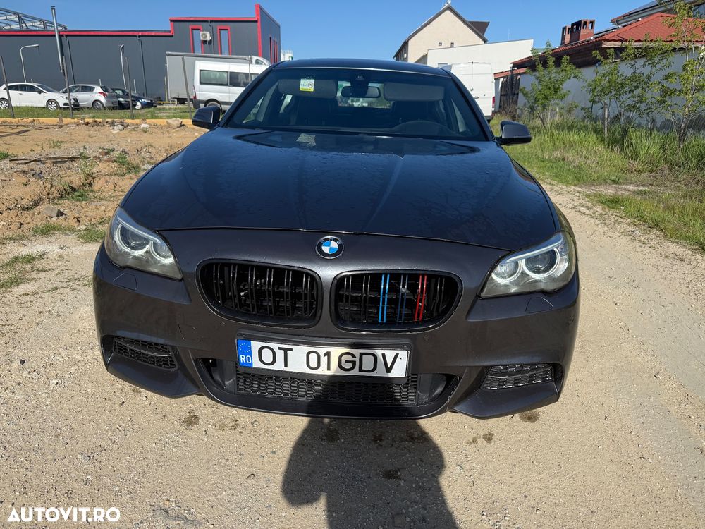 BMW Seria 5 525d Sport-Aut. - 1