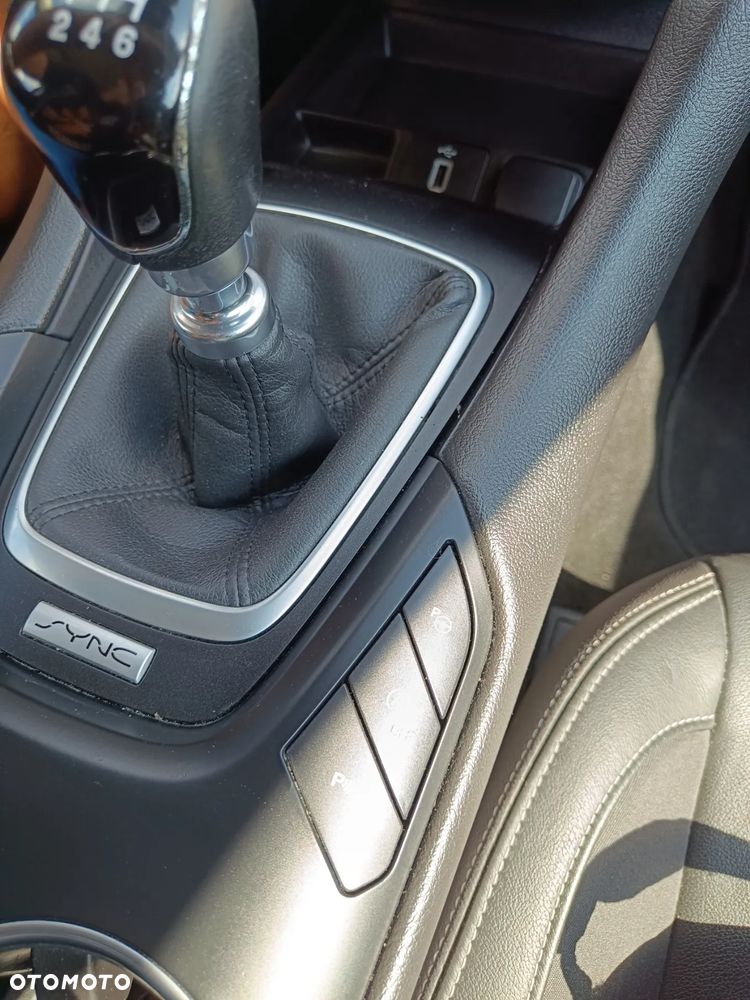 Ford Mondeo 2.0 EcoBlue Titanium - 19