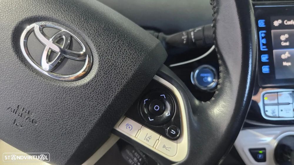 Toyota Prius 1.8 Plug-In Pack Premium - 31