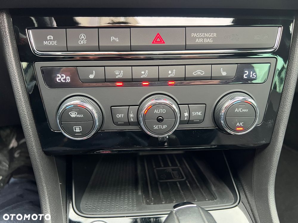 Seat Leon 1.5 TSI ACT DSG OPF FR Black Matt Edition - 27