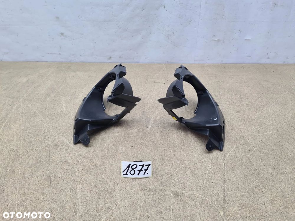 Renault trafic 3 III 269167471R 269112699R koszyczki mocowanie halogenów - 2