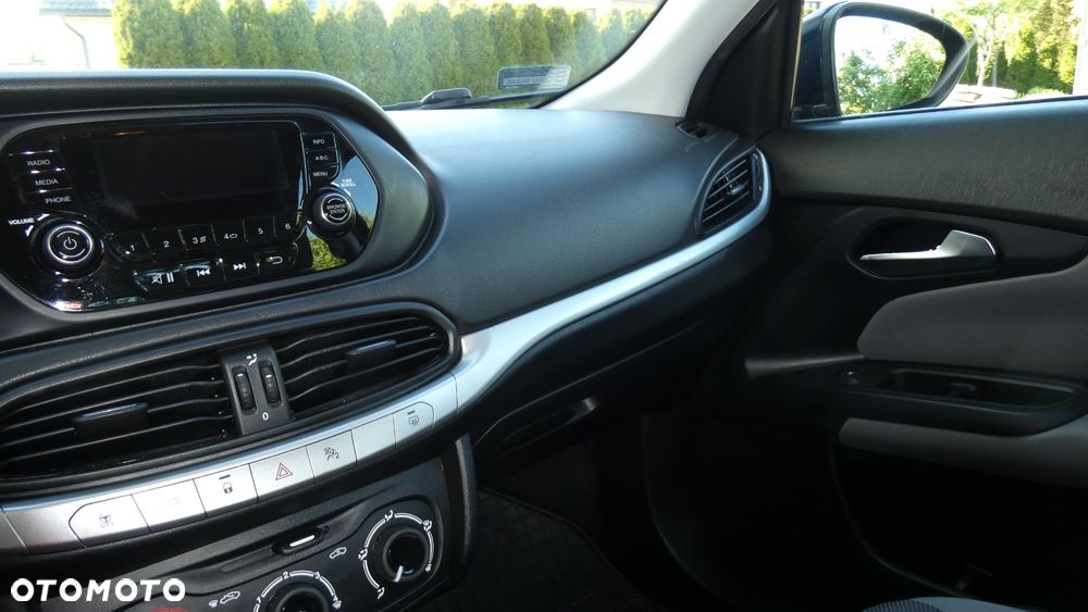 Fiat Tipo 1.4 16V Easy - 8