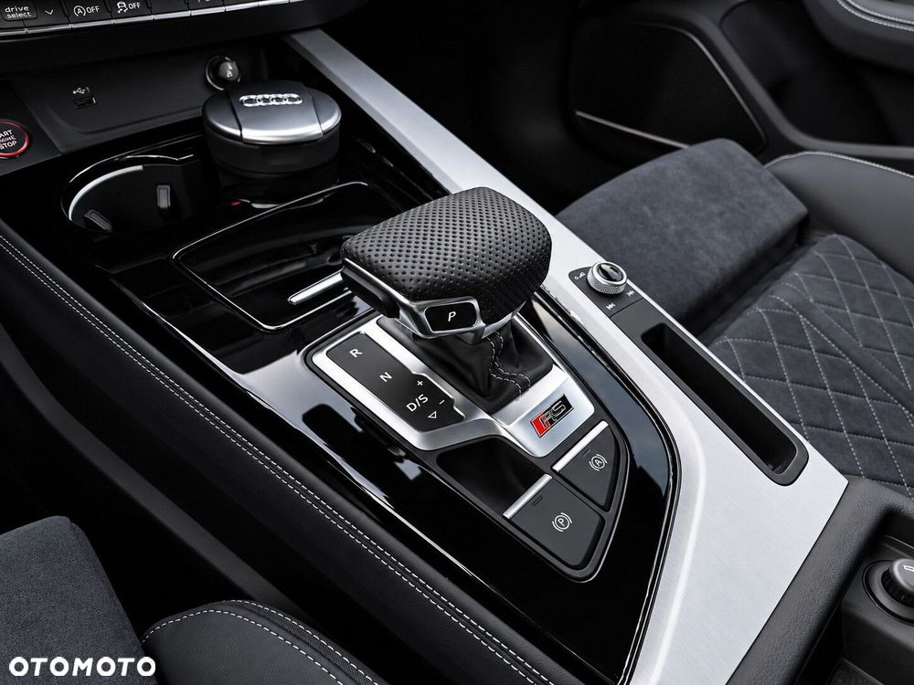 Audi RS4 Avant TFSI Quattro Tiptronic - 22
