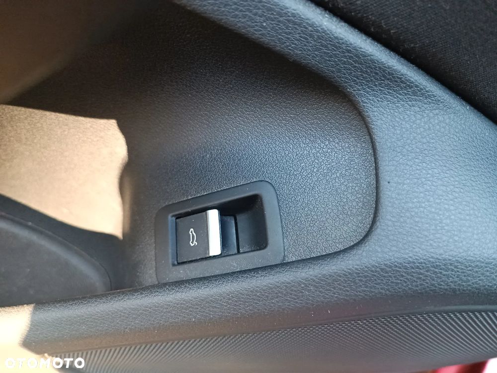 Audi A4 Avant 2.0 TDI S tronic sport - 34