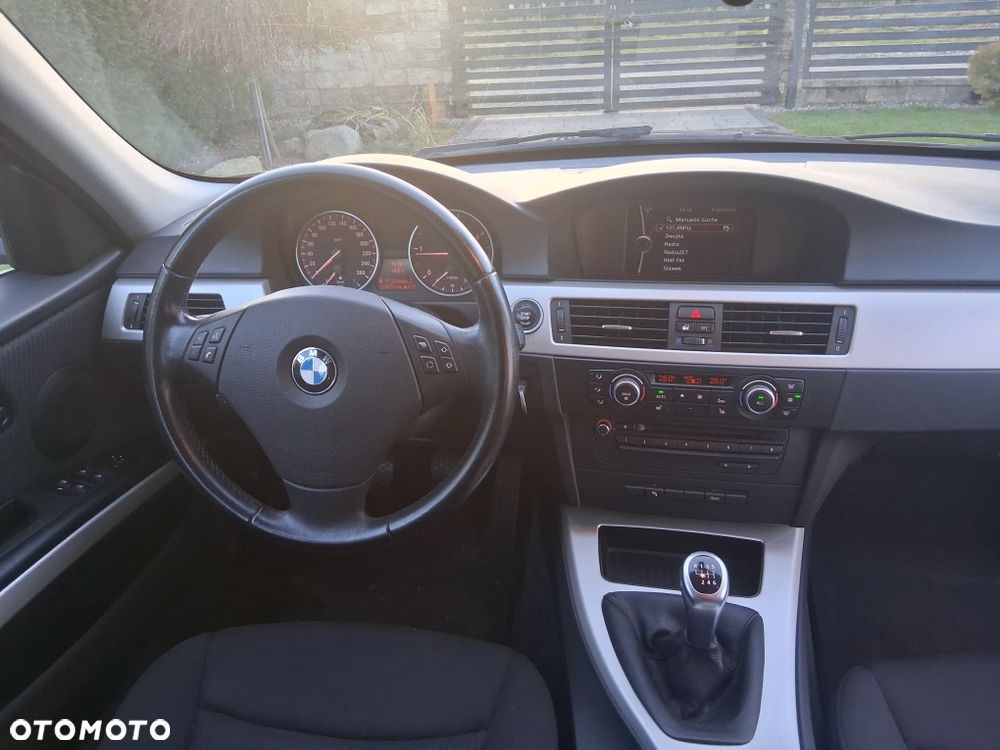 BMW Seria 3 320d xDrive DPF Edition Fleet - 4