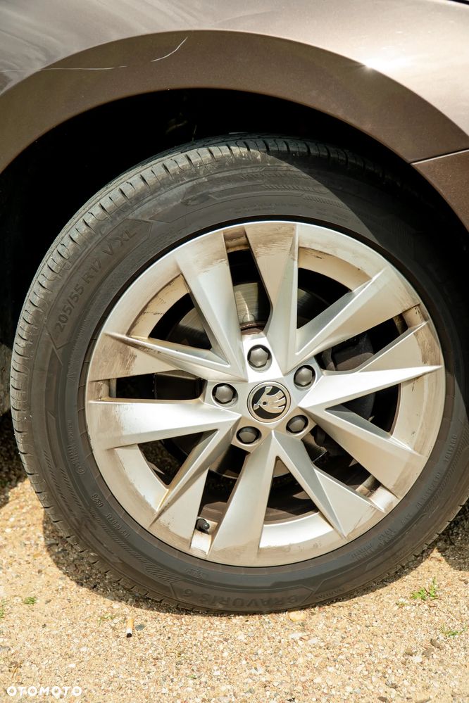 Skoda Octavia 1.5 TSI ACT Ambition - 5