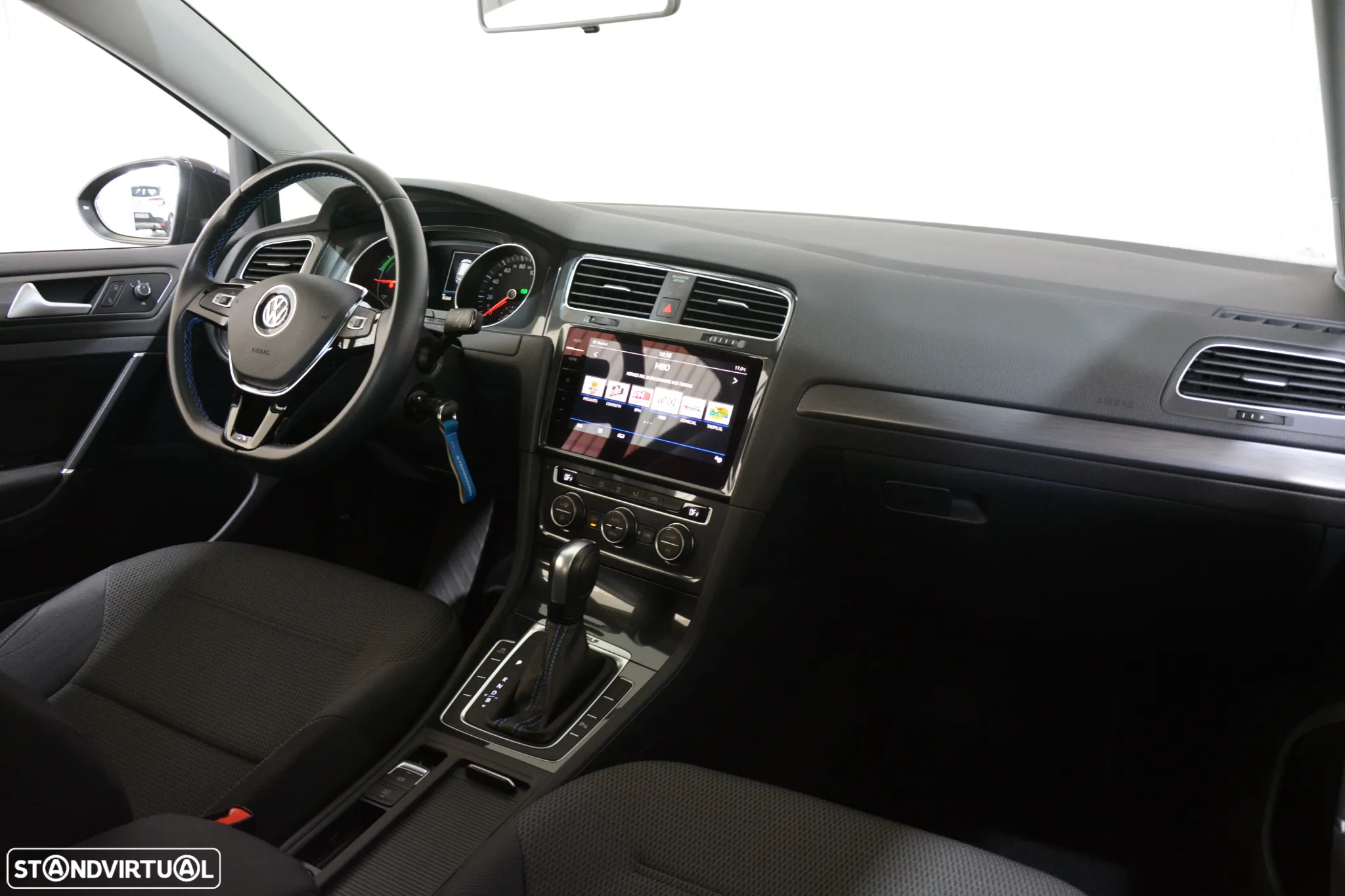 VW e-Golf AC/DC - 15