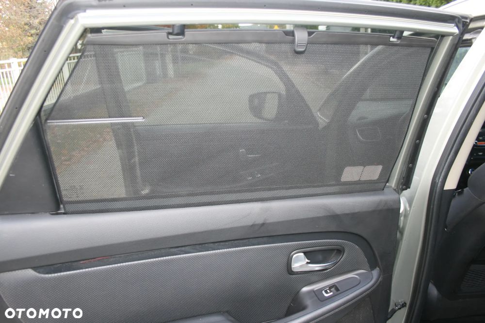 Kia Carens 1.6 GDI Business Line EU6 - 29