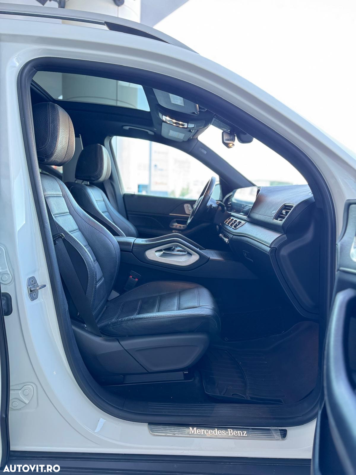 Mercedes-Benz GLS 450 4Matic 9G-TRONIC Exclusive - 27