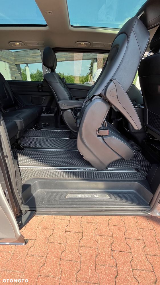 Mercedes-Benz Klasa V 250 d 4-Matic 9G-Tronic (d³ugi) - 21