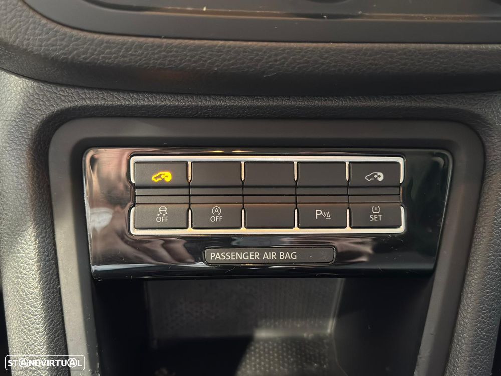 VW Sharan 2.0 TDI Confortline - 16
