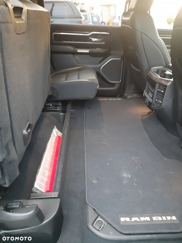 RAM 1500 5.7 Crew Cab Laramie - 14