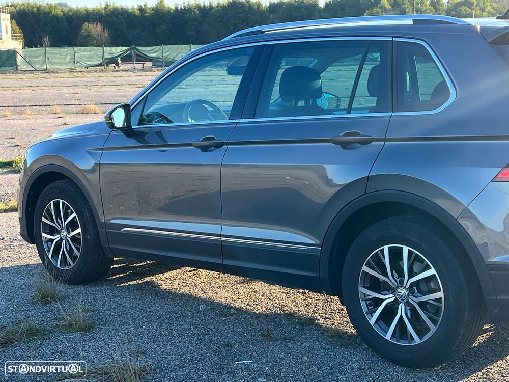 VW Tiguan 2.0 TDI Confortline - 5