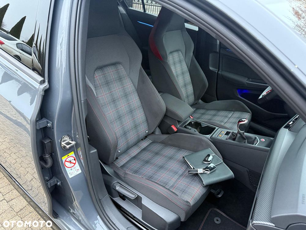 Volkswagen Golf 2.0 TSI OPF GTI - 18