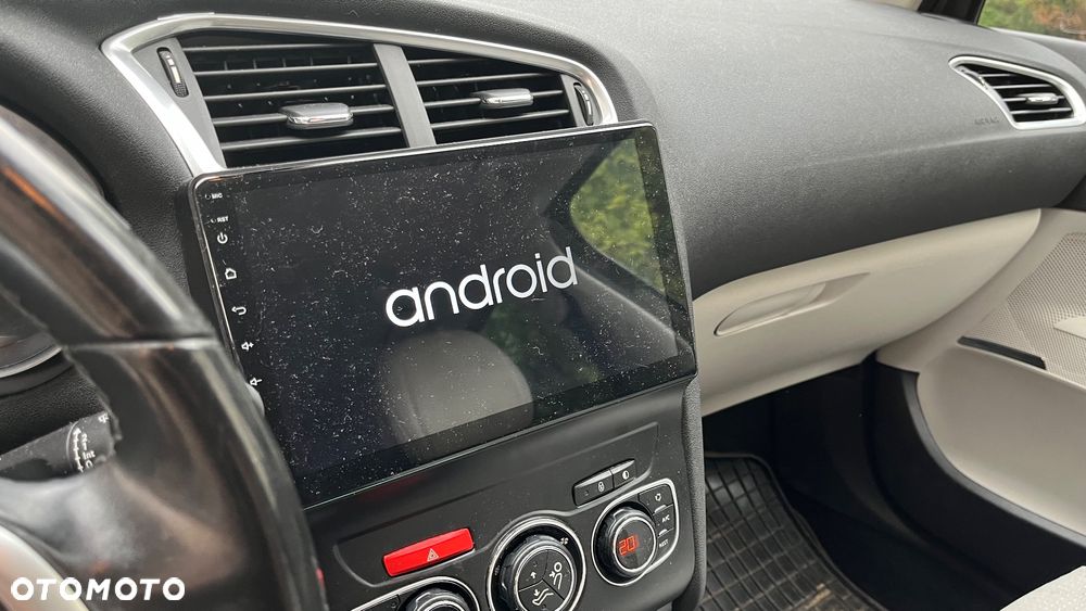 Citroën C4 2.0 HDi Exclusive - 13