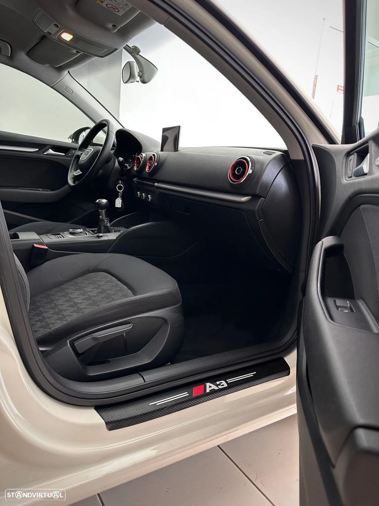 Audi A3 Sportback - 6