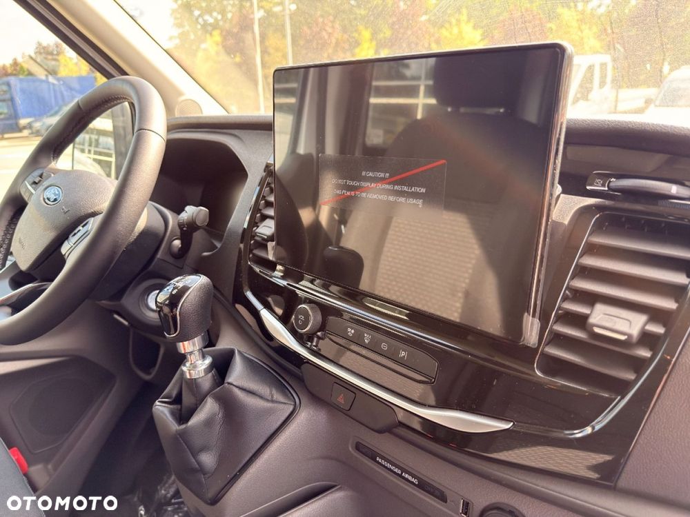 Ford Transit - 17