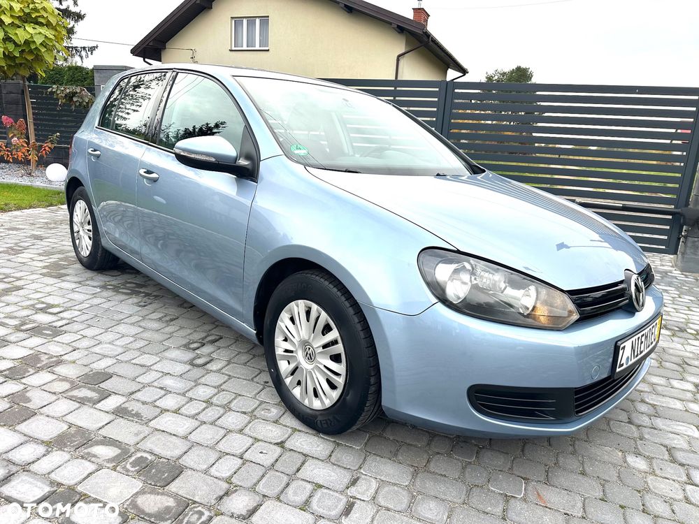 Volkswagen Golf - 11