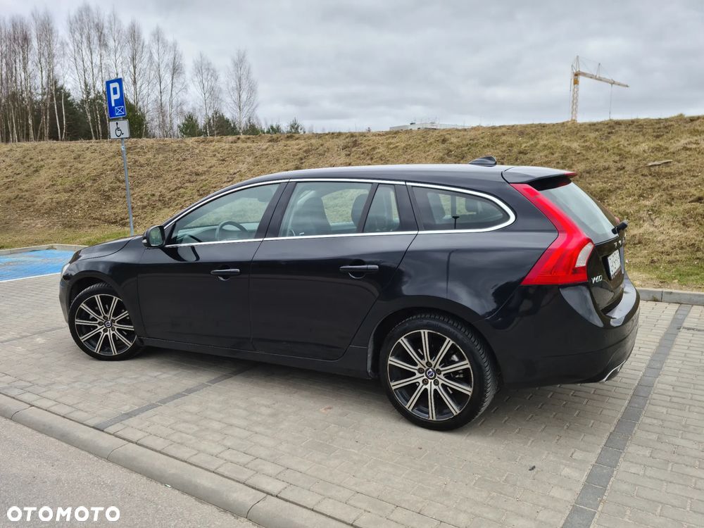 Volvo V60 D4 Drive-E Momentum - 7