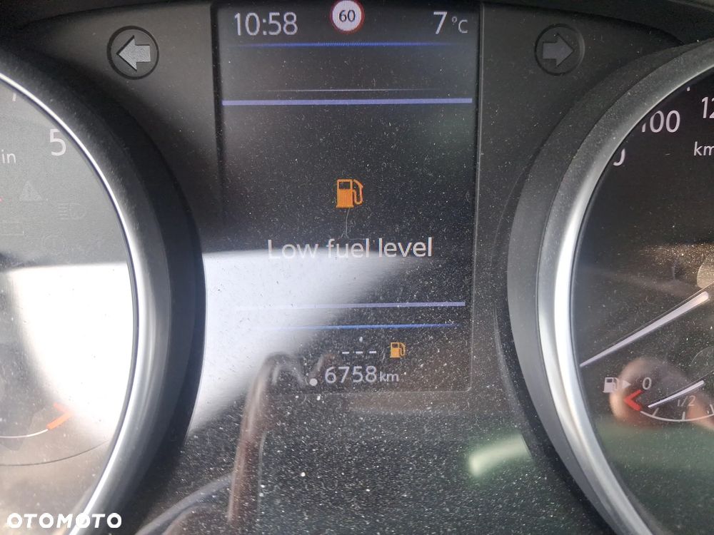 Nissan Qashqai 1.3 DIG-T AKARI - 21