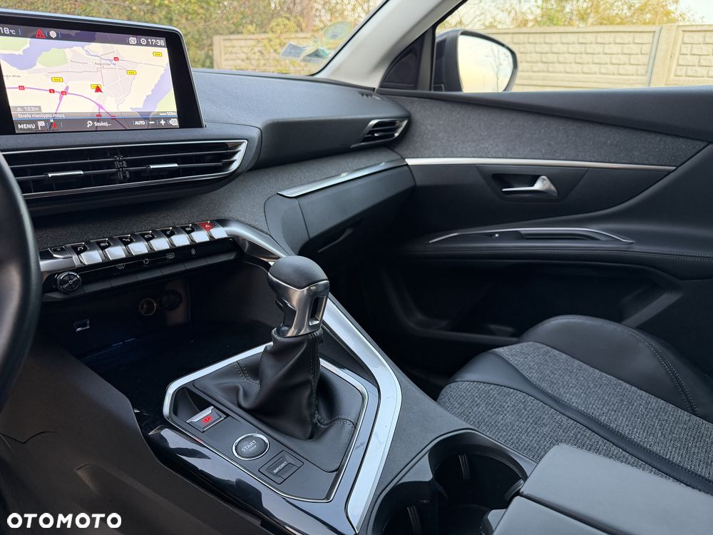 Peugeot 5008 - 23