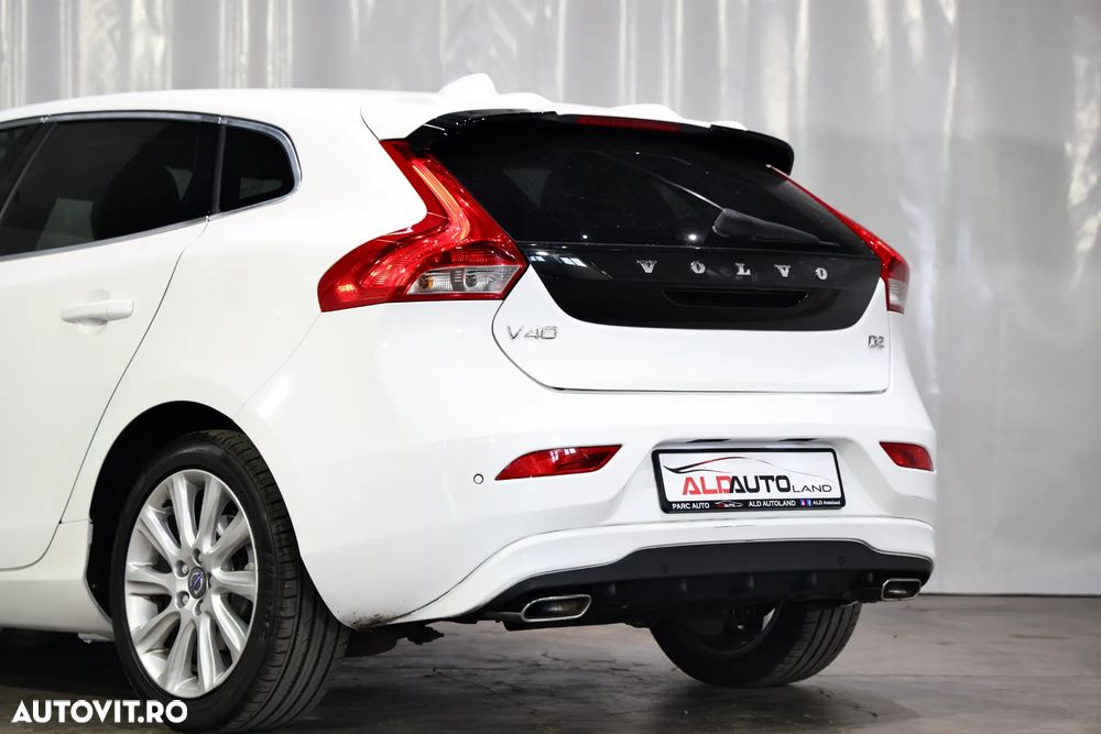 Volvo V40 D2 94g Summum - 28