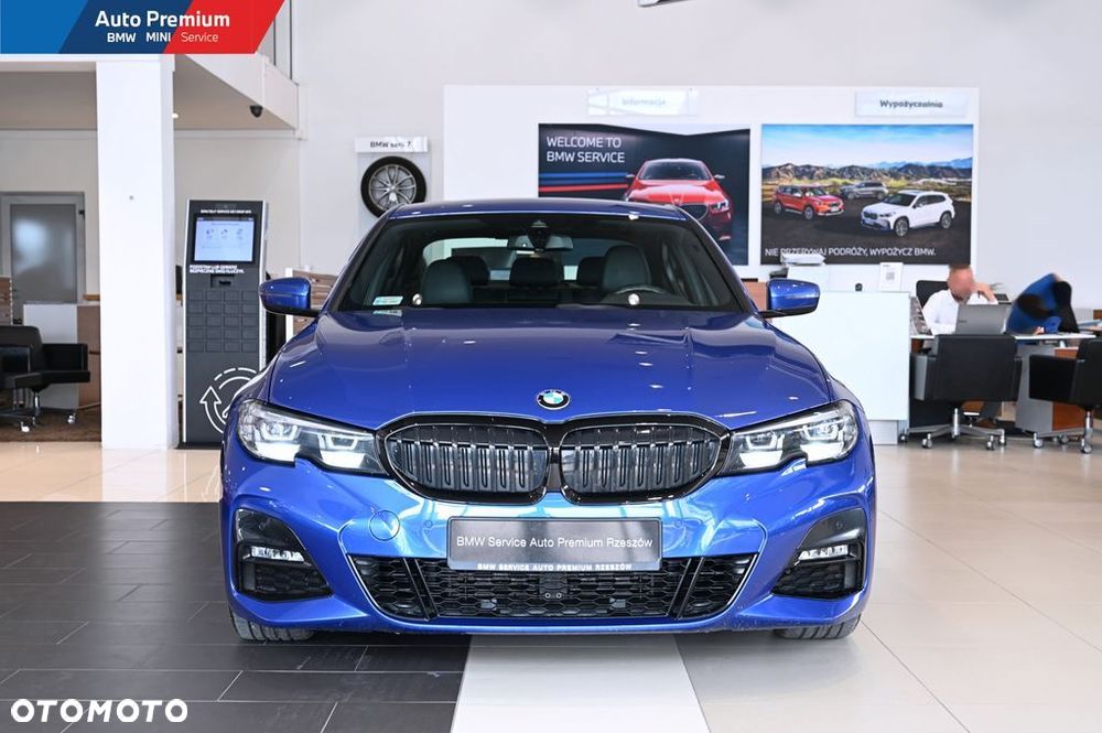 BMW Seria 3 318i M Sport - 3