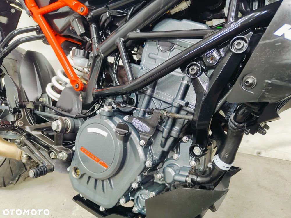 KTM Duke 125 - 7