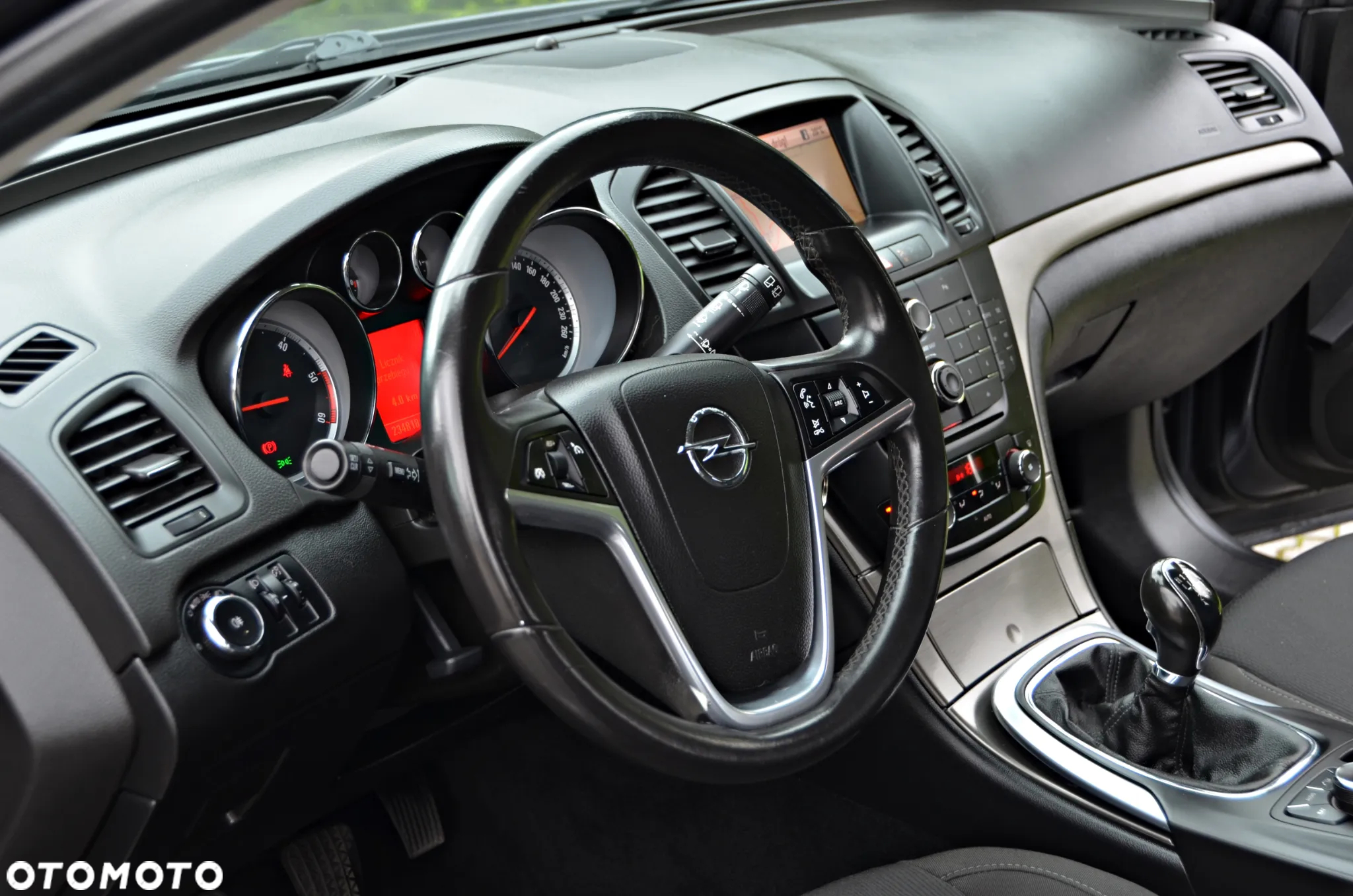 Opel Insignia 2.0 CDTI - 28