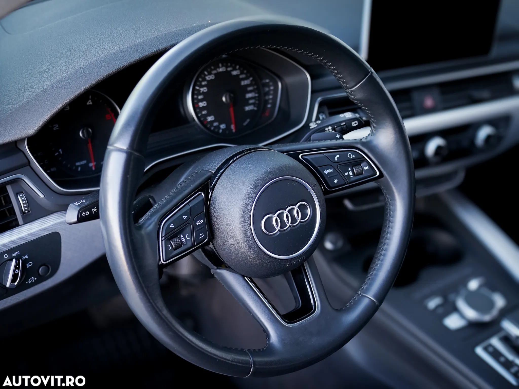 Audi A4 Avant 2.0 TDI S tronic Sport - 34