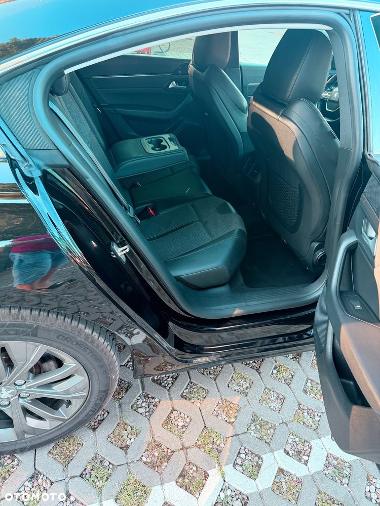 Peugeot 508 225 e-EAT8 Allure - 29