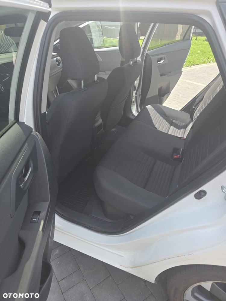 Toyota Auris 1.8 HSD Luna - 9