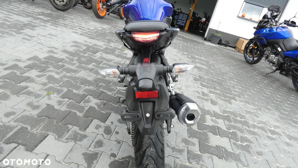 Yamaha MT - 9