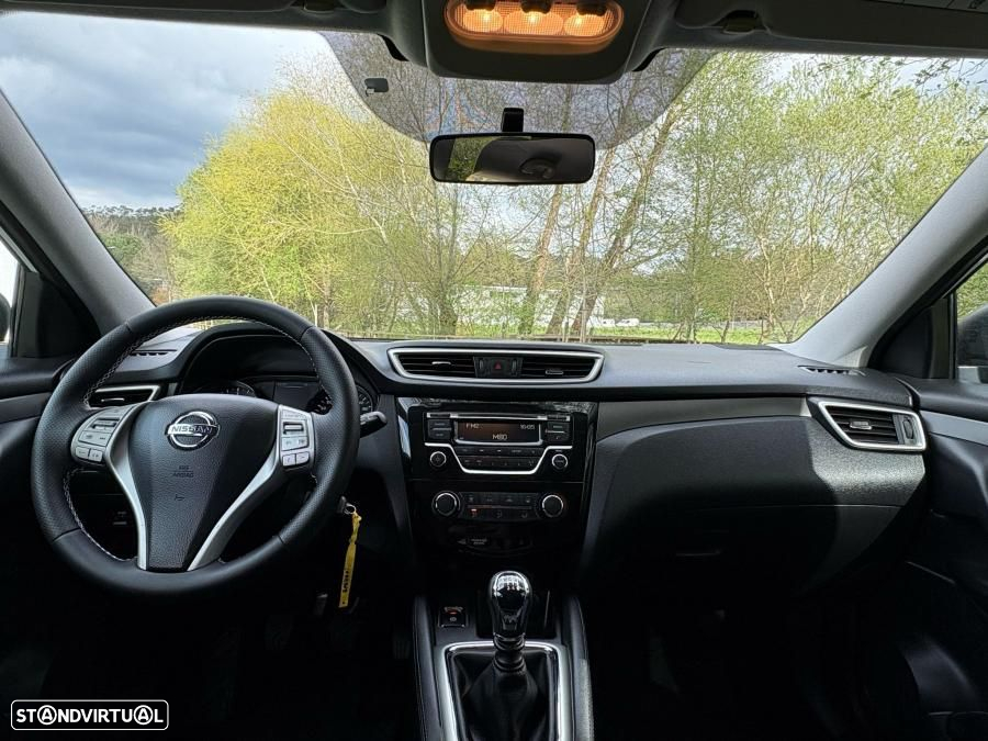 Nissan Qashqai 1.5 dCi Tekna Premium 17 - 18