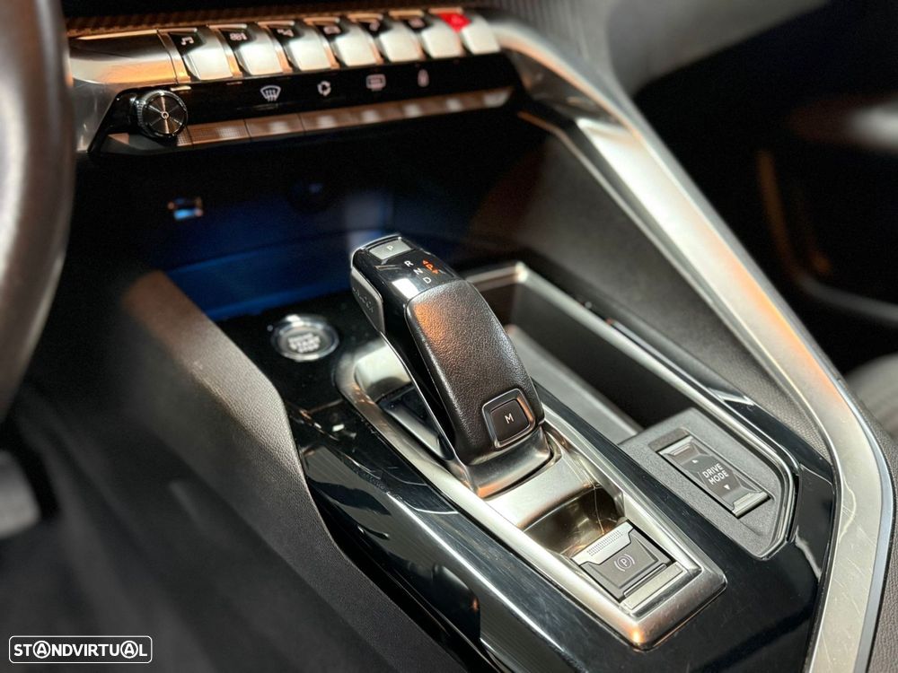 Peugeot 3008 1.5 BlueHDi Allure EAT8 - 20