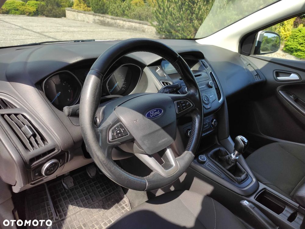 Ford Focus 1.5 TDCi Trend - 17