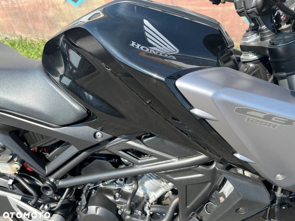 Honda CB - 8