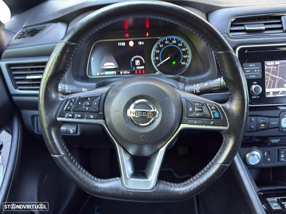Nissan Leaf - 10