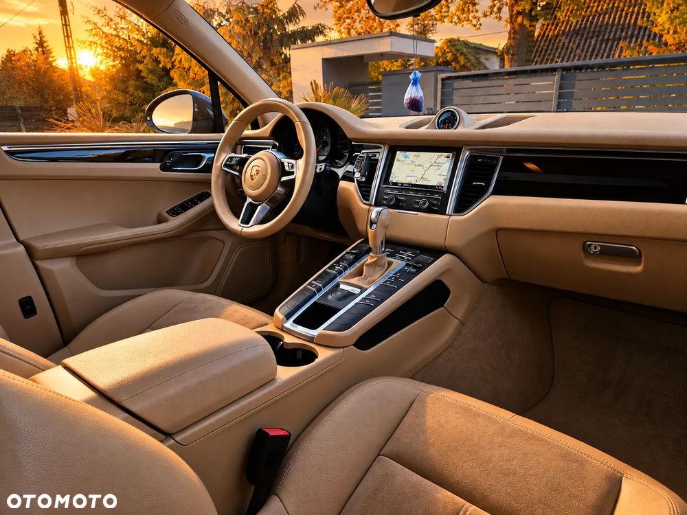 Porsche Macan - 9