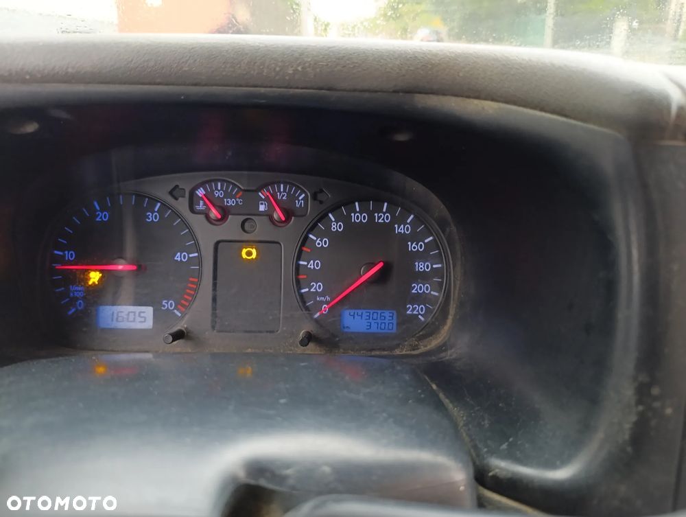 Volkswagen Transporter - 21