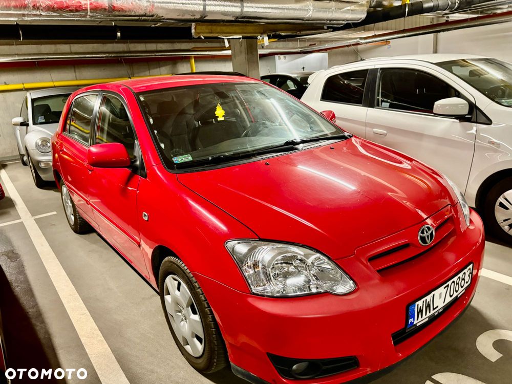 Toyota Corolla - 1