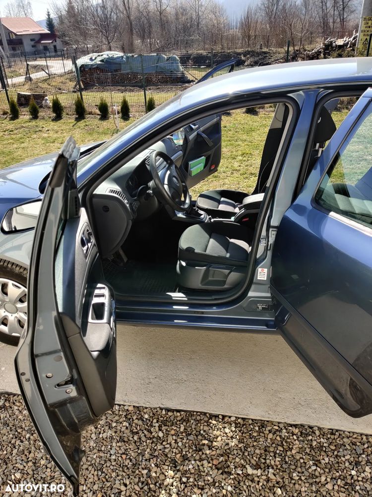 Skoda Octavia 2.0 TDI DPF Elegance - 7
