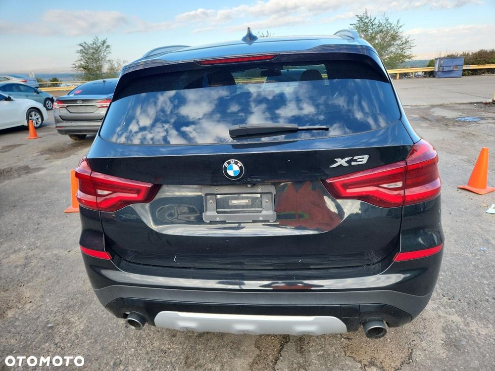 BMW X3 xDrive30i Advantage - 7