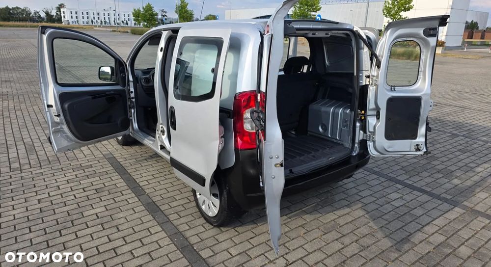 Fiat Fiorino Kombi 1.3 MJ Adventure - 16