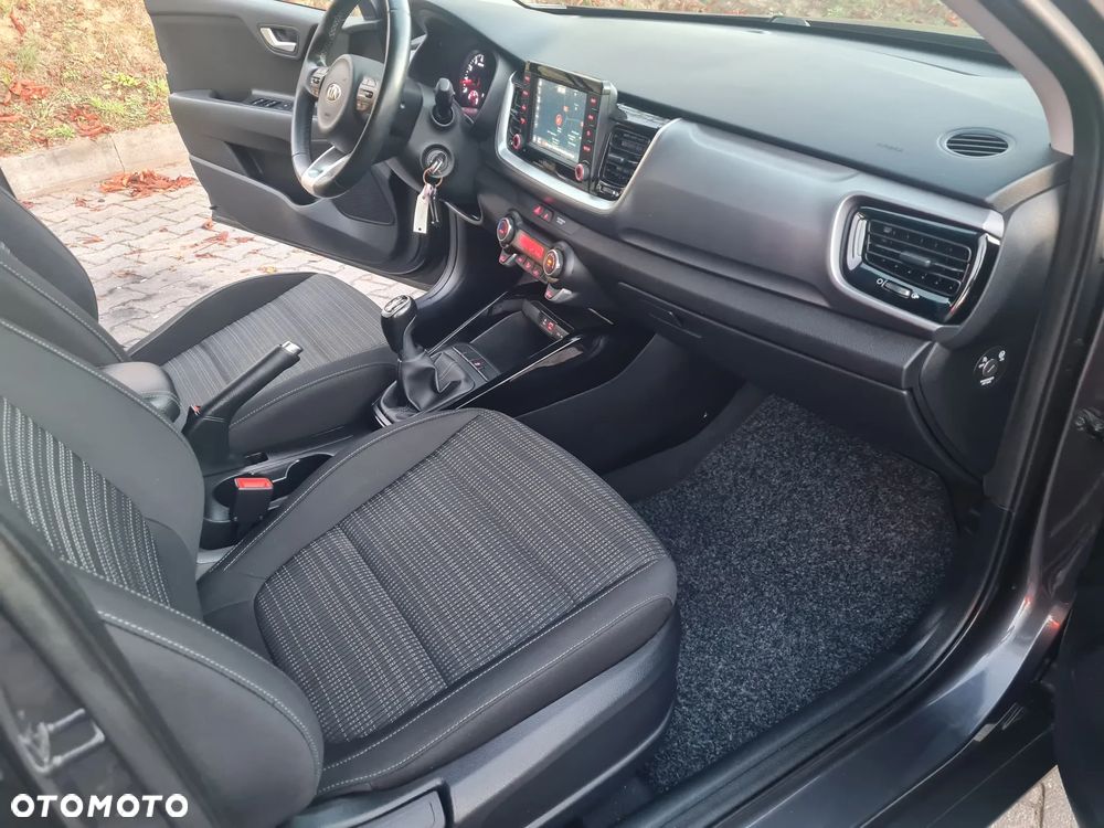 Kia Stonic 1.4 L - 22