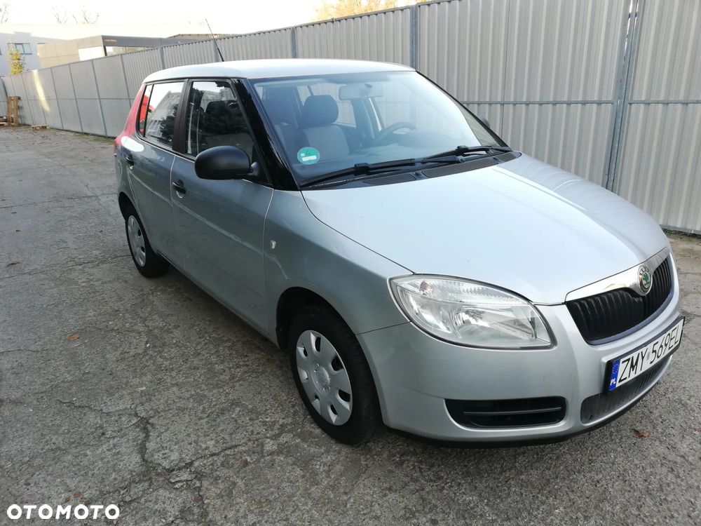 Skoda Fabia 1.2 HTP Active - 3