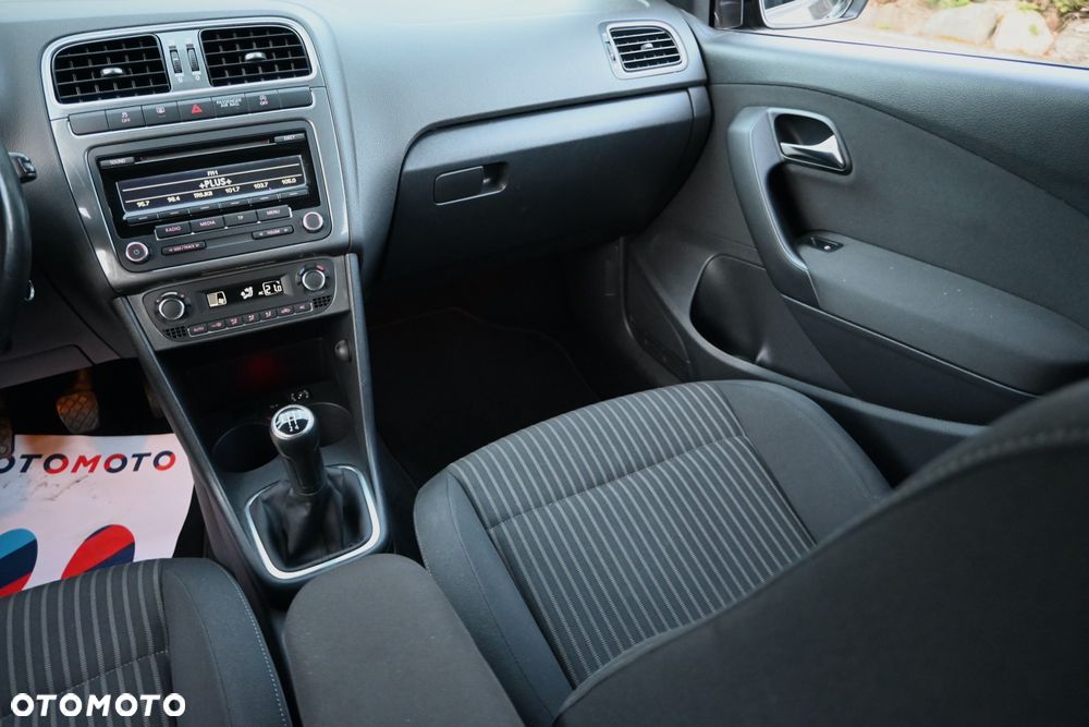 Volkswagen Polo 1.6 TDI Highline - 18