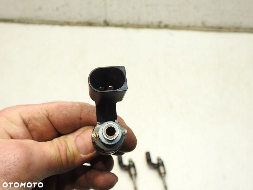 WTRYSK WTRYSKI VW GOLF VI 1.4 TSI 03C906036F - 4